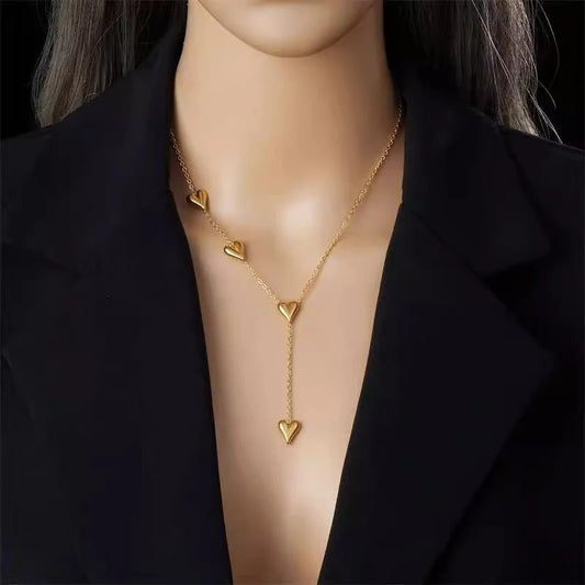 Simple Tassel Peach Heart Necklace – Elegant Titanium Steel Necklace with a Charming Peach Heart and Delicate Tassel Design